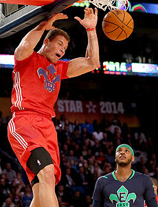 官方：因球迷对阿奇姆彭的歧视言行，成都蓉城被罚款50万元