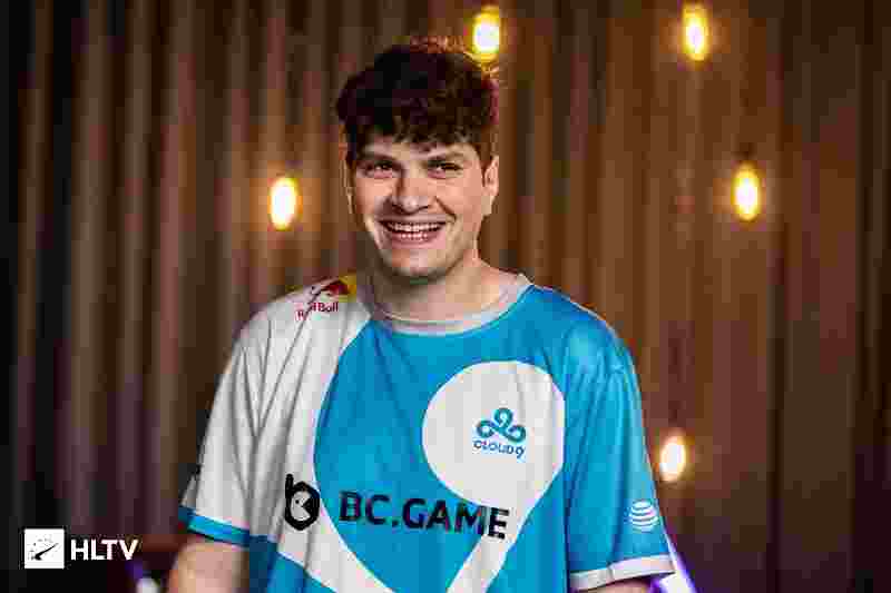 莱切vs维罗纳：班达、加洛首发，加利亚尔迪尼、焦瓦内出战