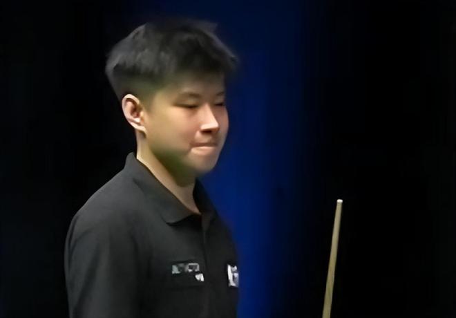 齐达内晒和樊振东打球照片，足球界与乒乓球界梦幻联动，网友：好帅！