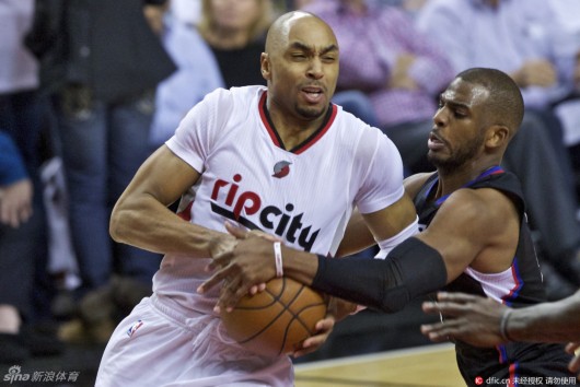 不仅聚集于 不仅聚集于