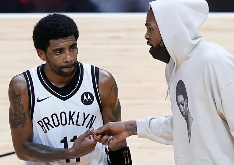 数据相呼应 数据相呼应