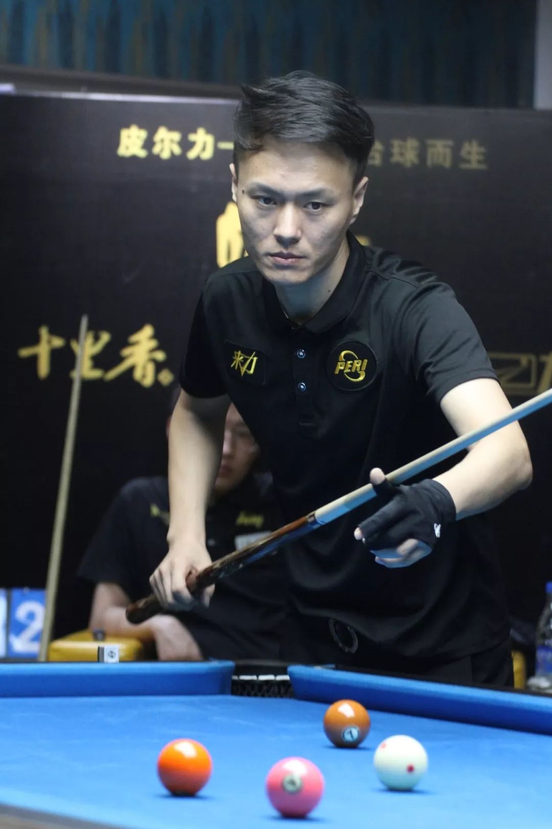 更是团队精 更是团队精